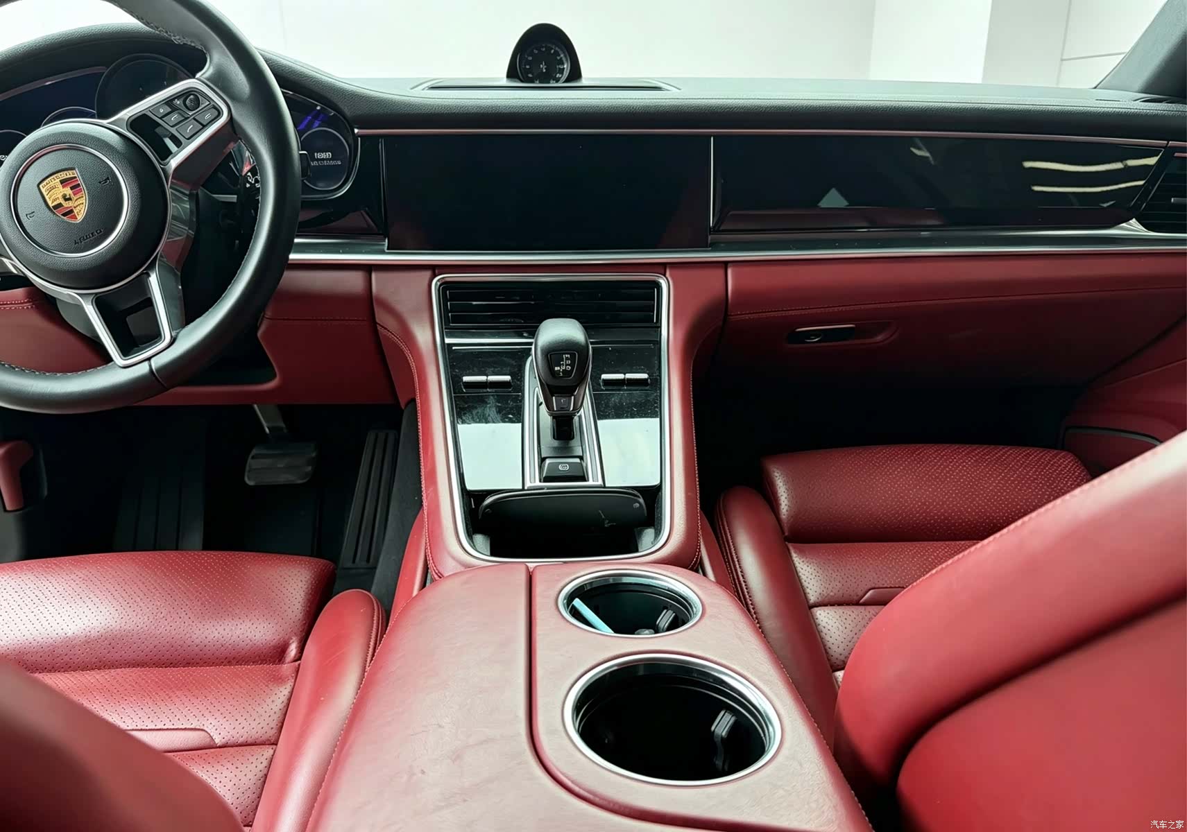 Porsche Panamera, 2019 7