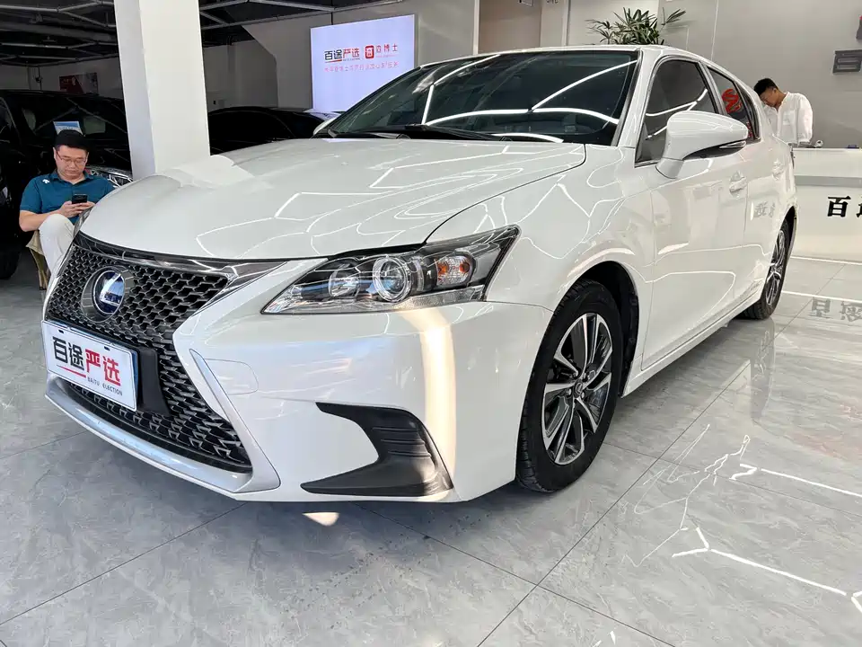 Lexus CT