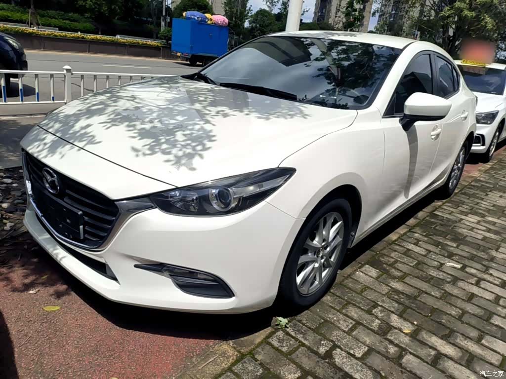 Mazda Mazda3, 2018 2