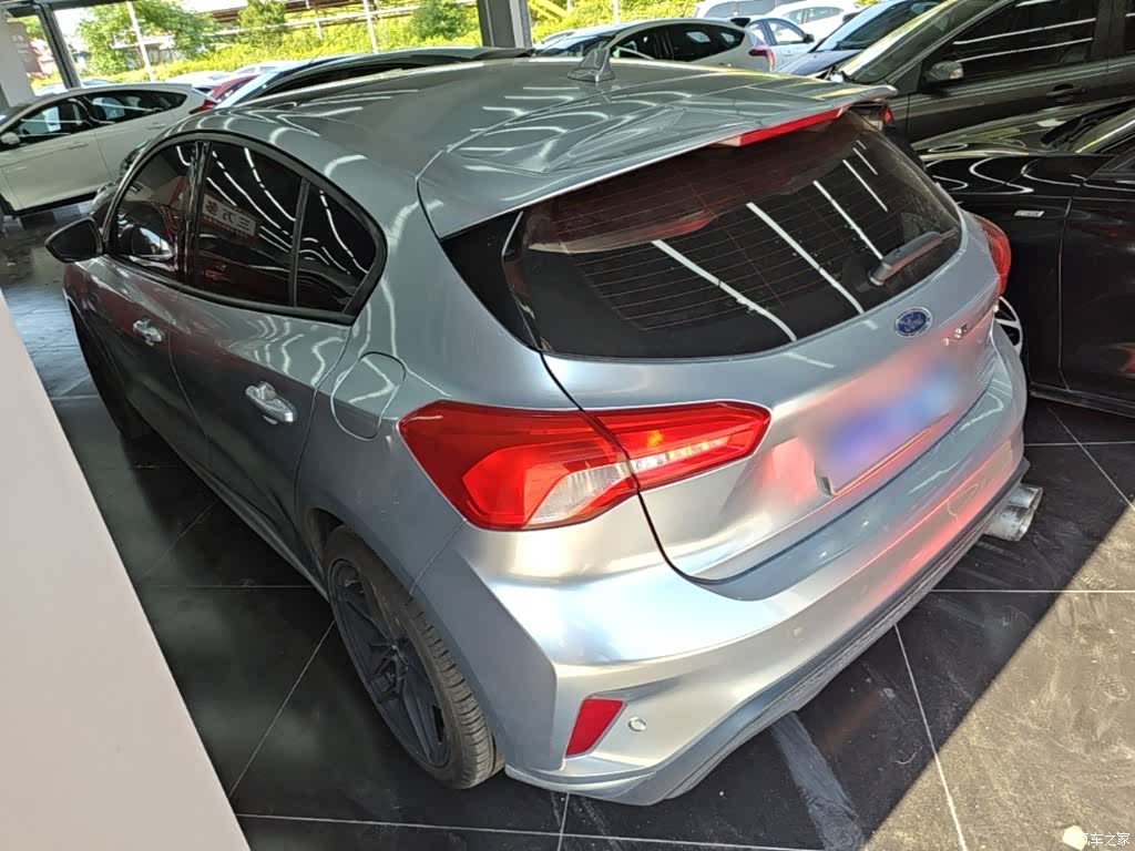Ford Focus, 2021 все фото