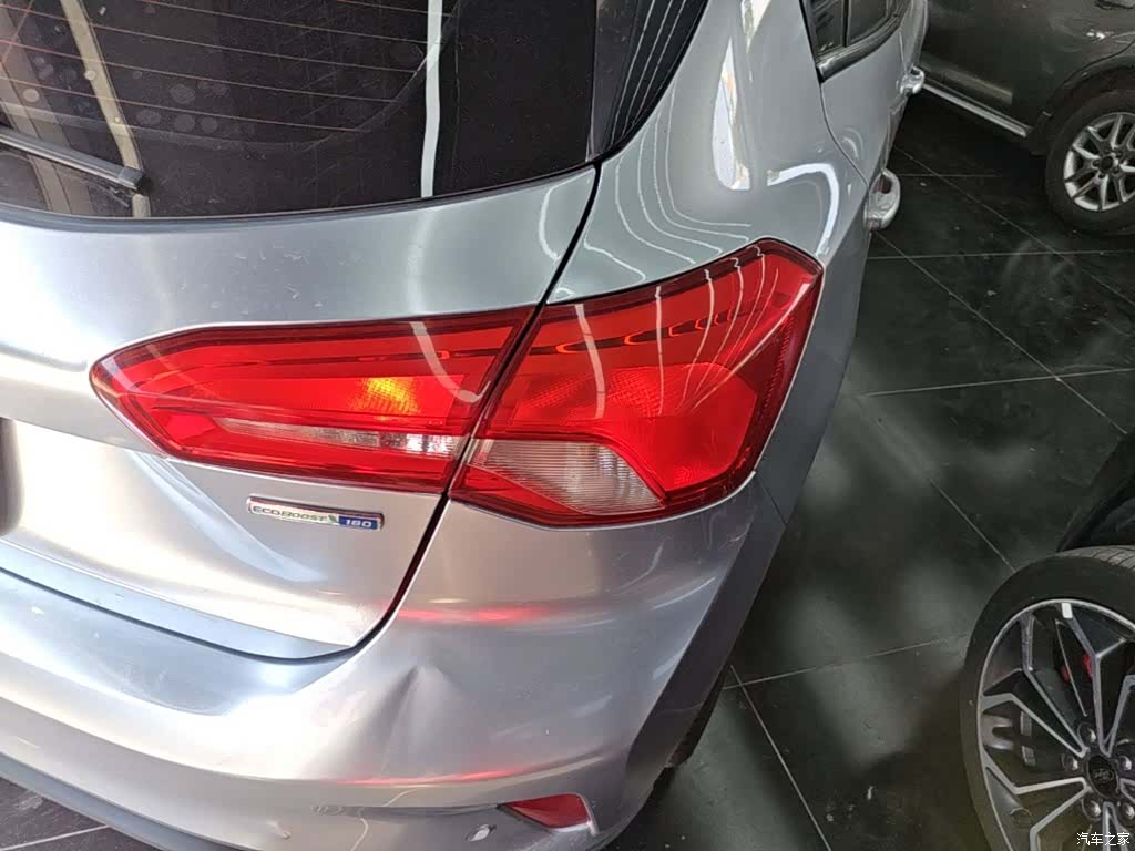 Ford Focus, 2021 8