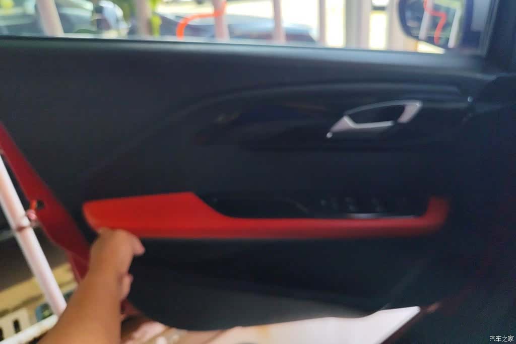 JMC EV3, 2018 7