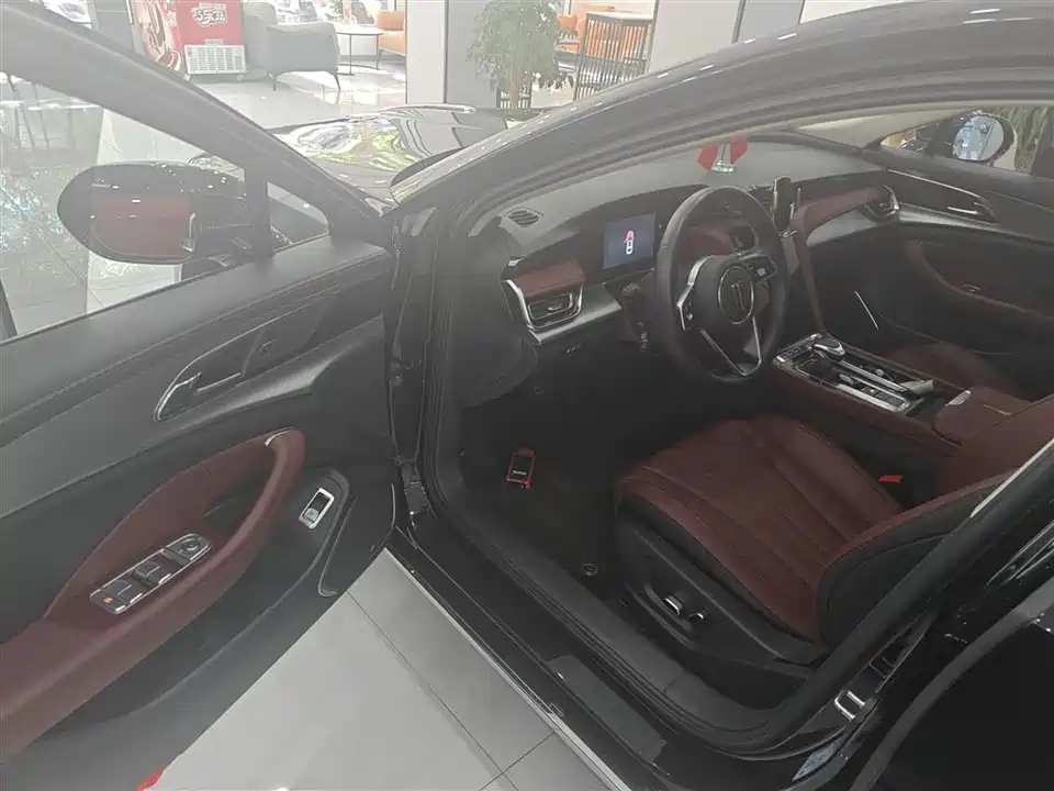 Hongqi H5