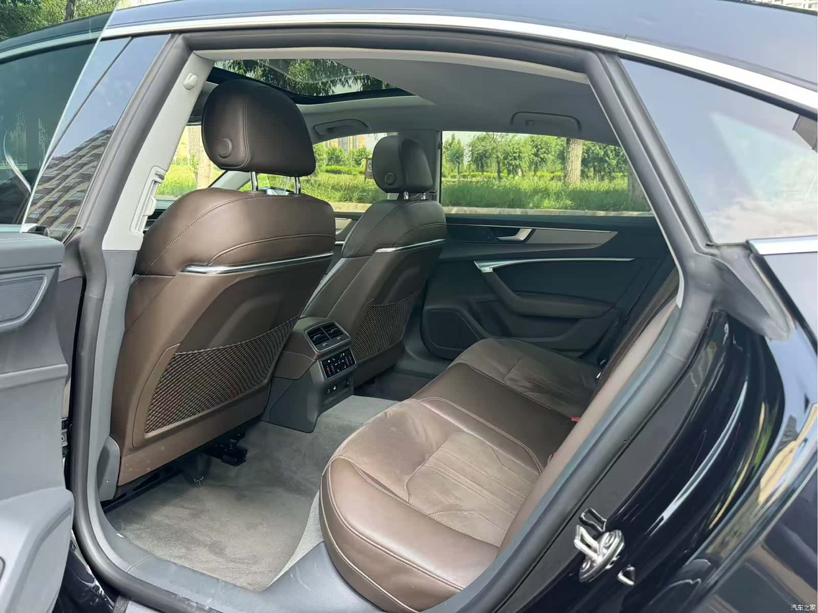 Audi A7L, 2023 7