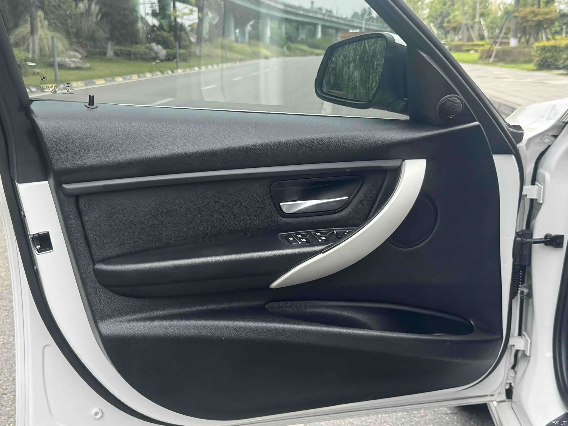 BMW 3 Series, 2016 8