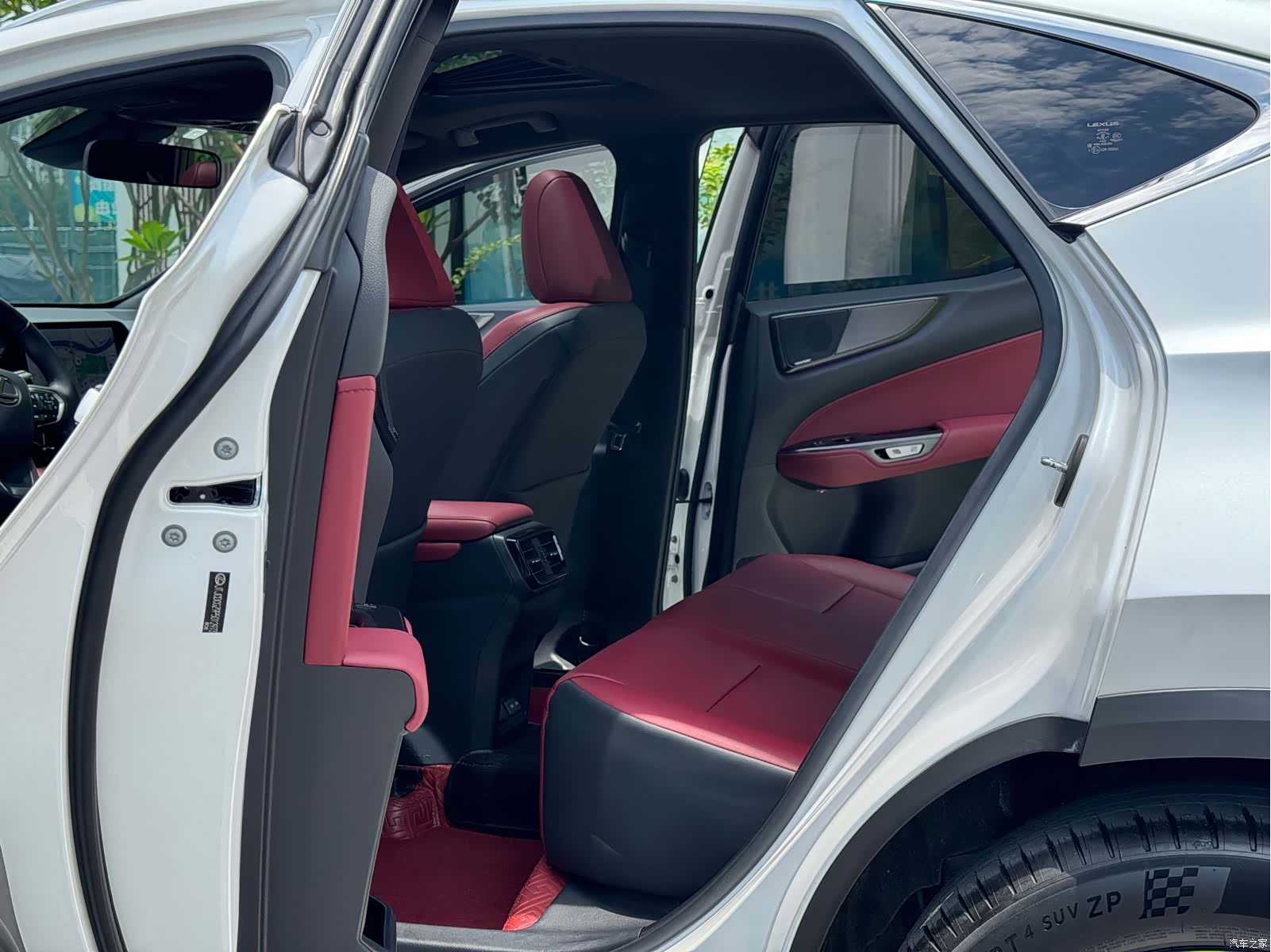 Lexus NX, 2023 7