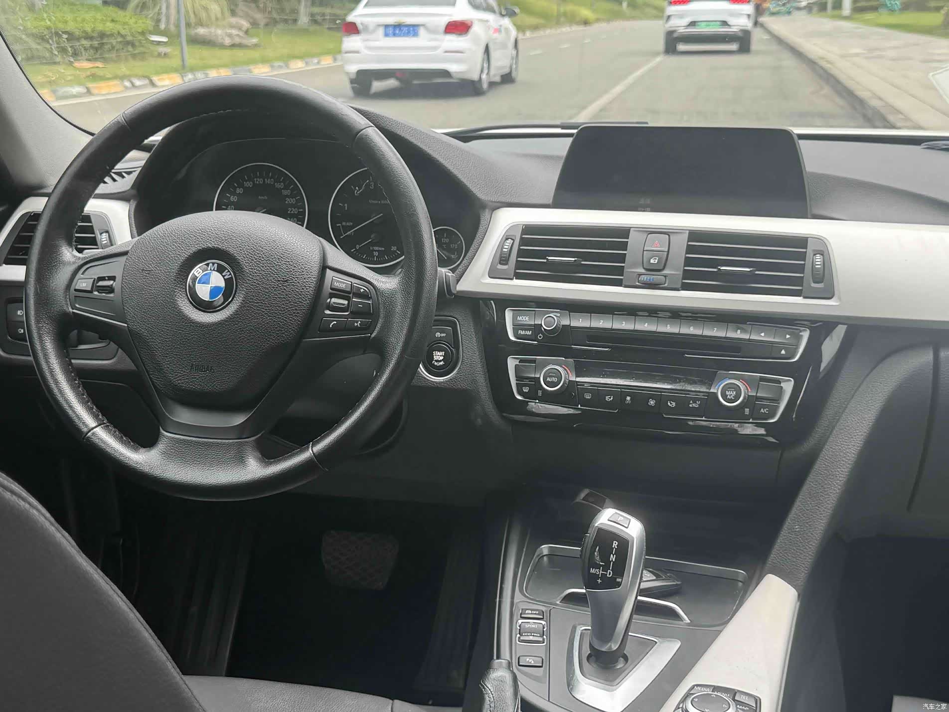 BMW 3 Series, 2016 11