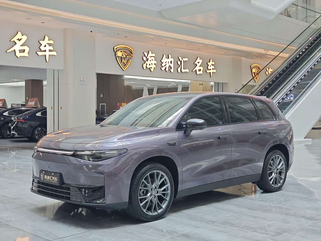 Leapmotor C10