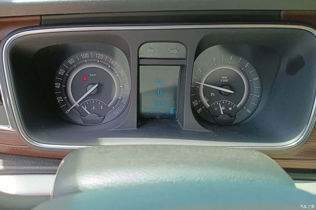 Buick GL8, 2019 14