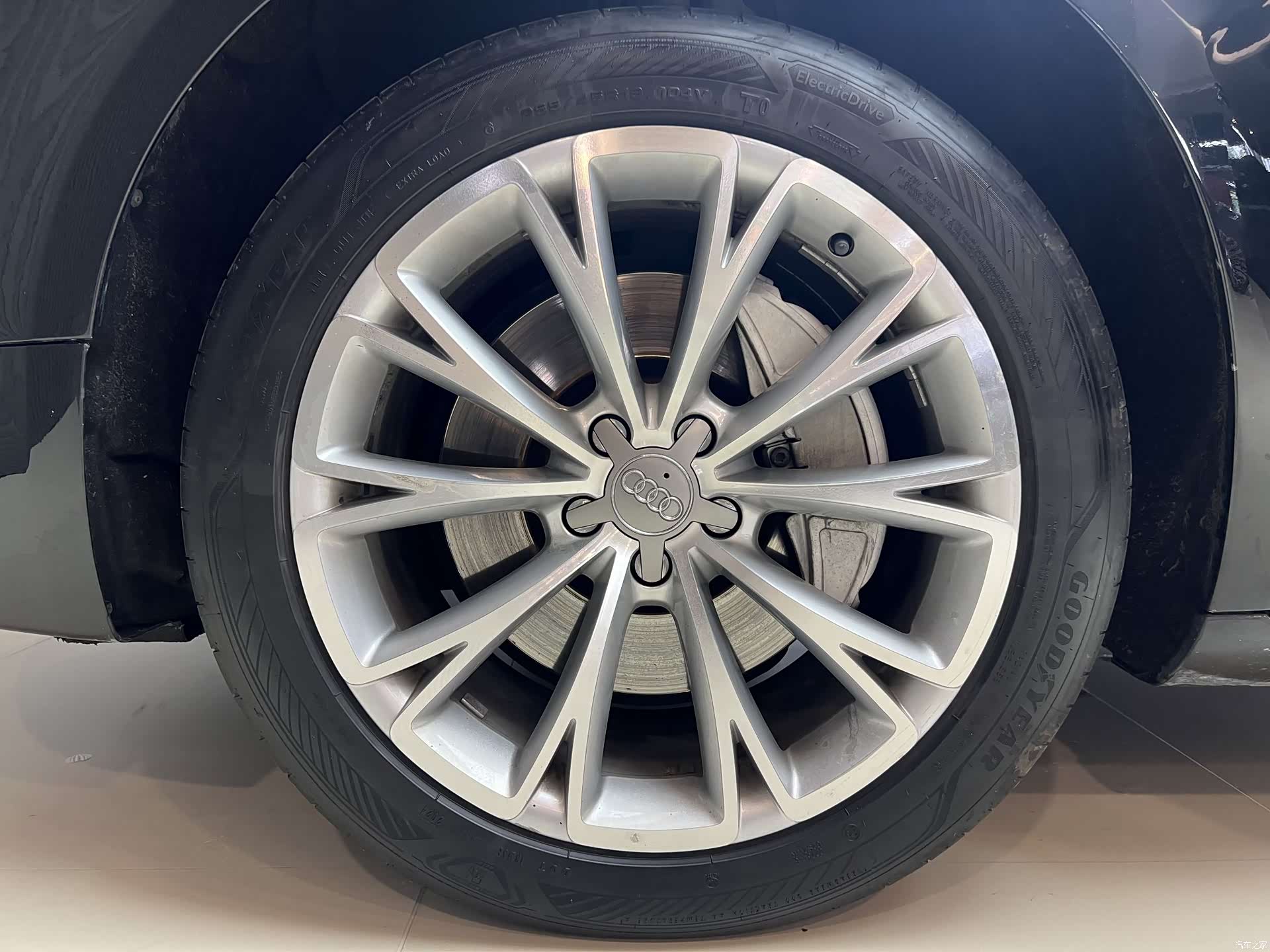 Audi A8L, 2017 21