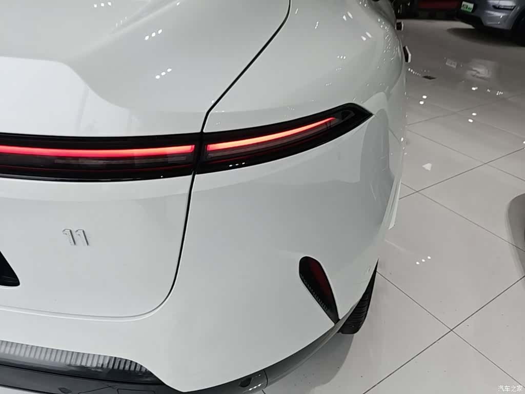 Avatr 11, 2023 8