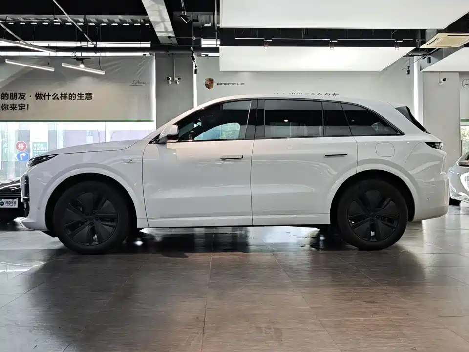 Li Auto Ideal L6