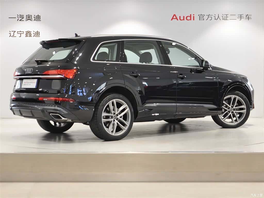 Audi Q7, 2024 4