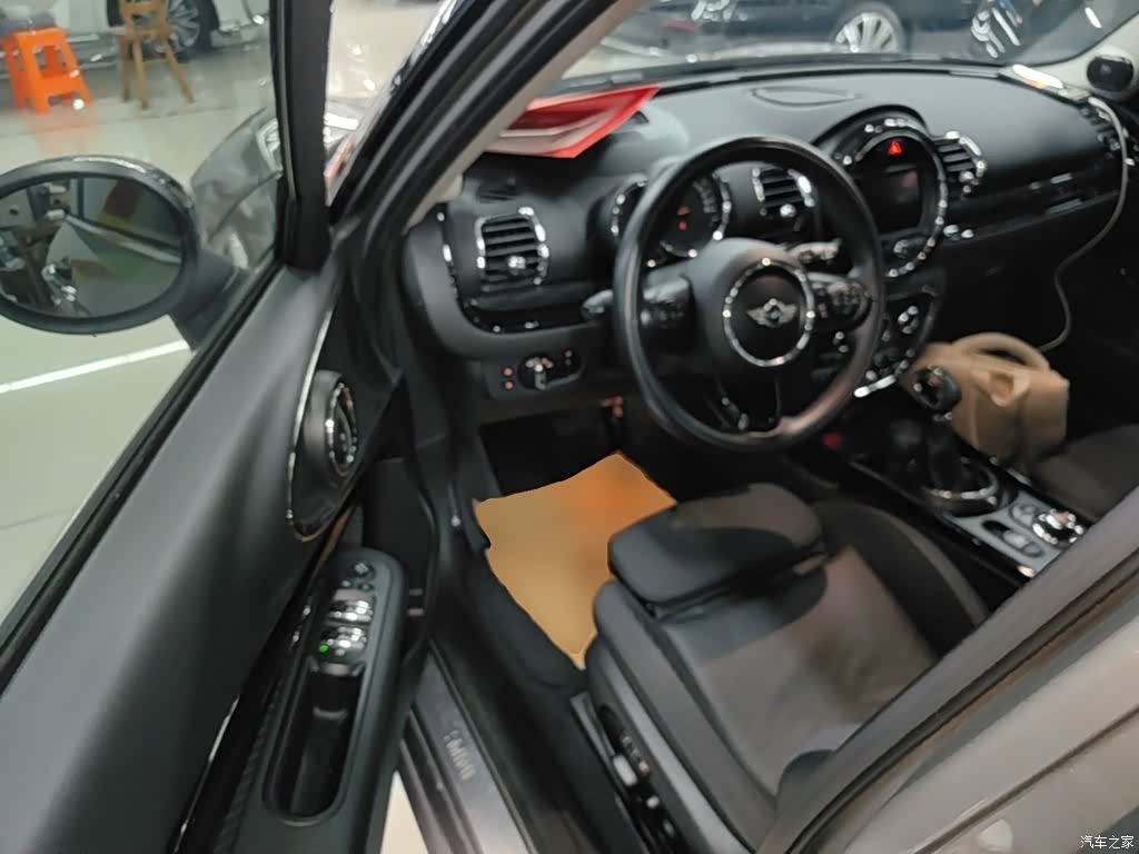 Mini Clubman, 2018 16