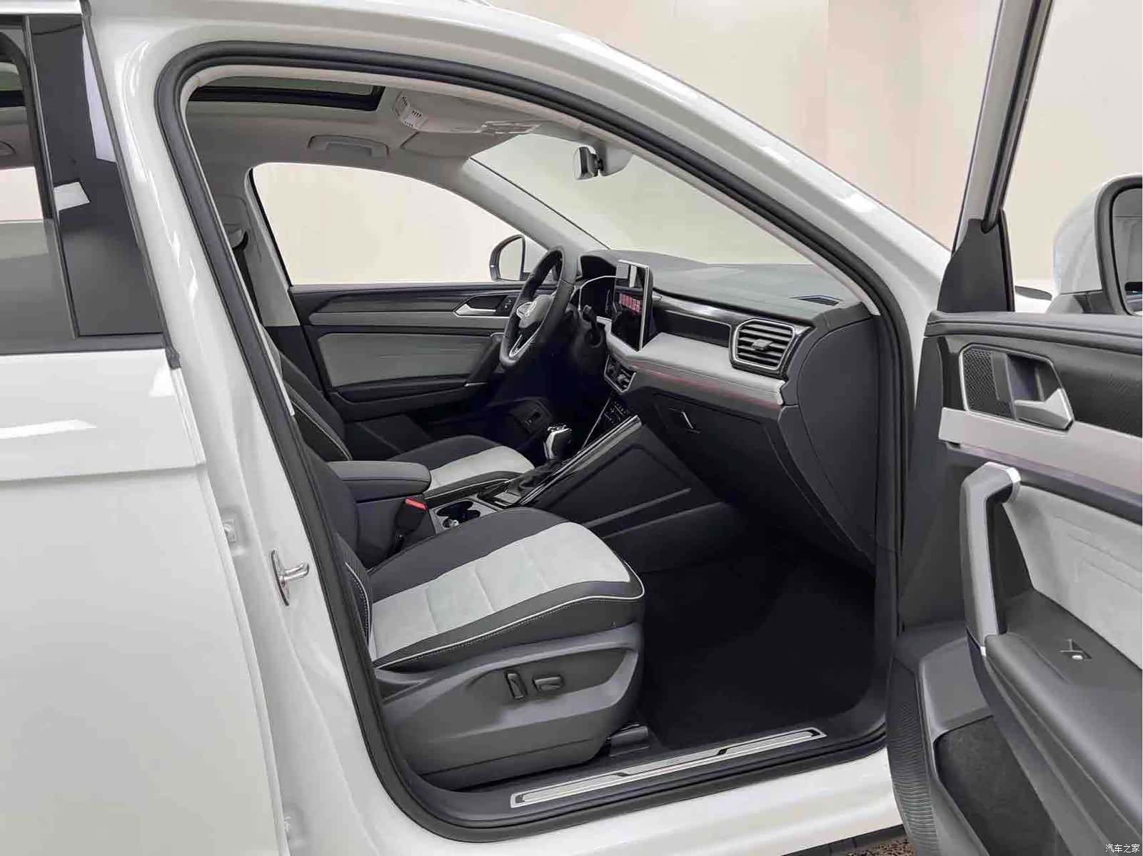 Volkswagen Tayron, 2025 22