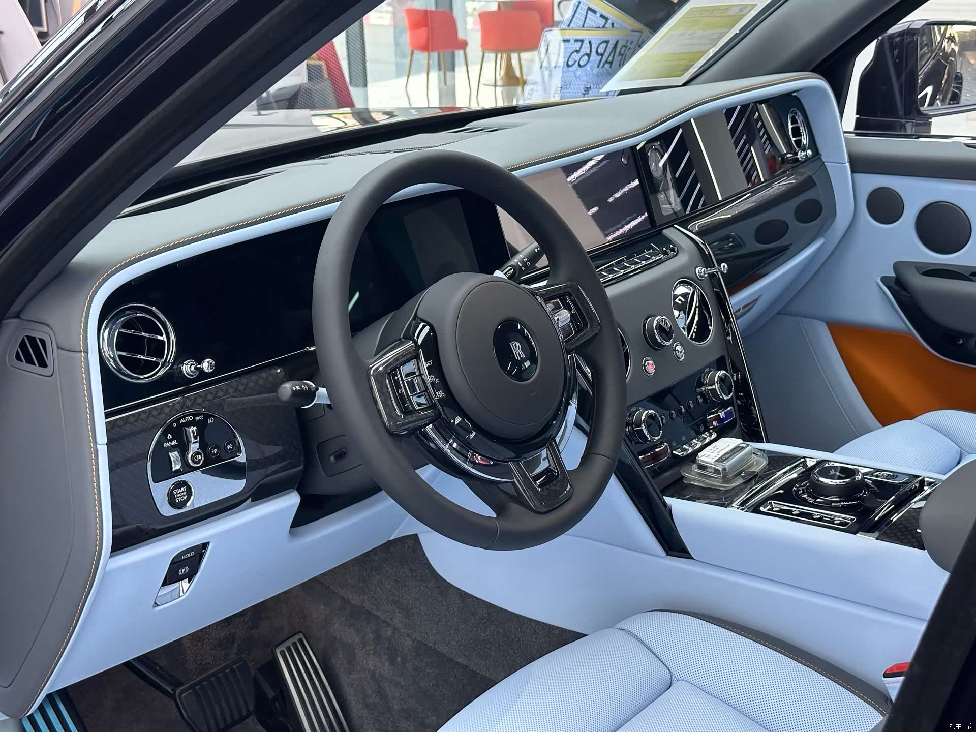 Rolls-Royce Cullinan, 2025 19