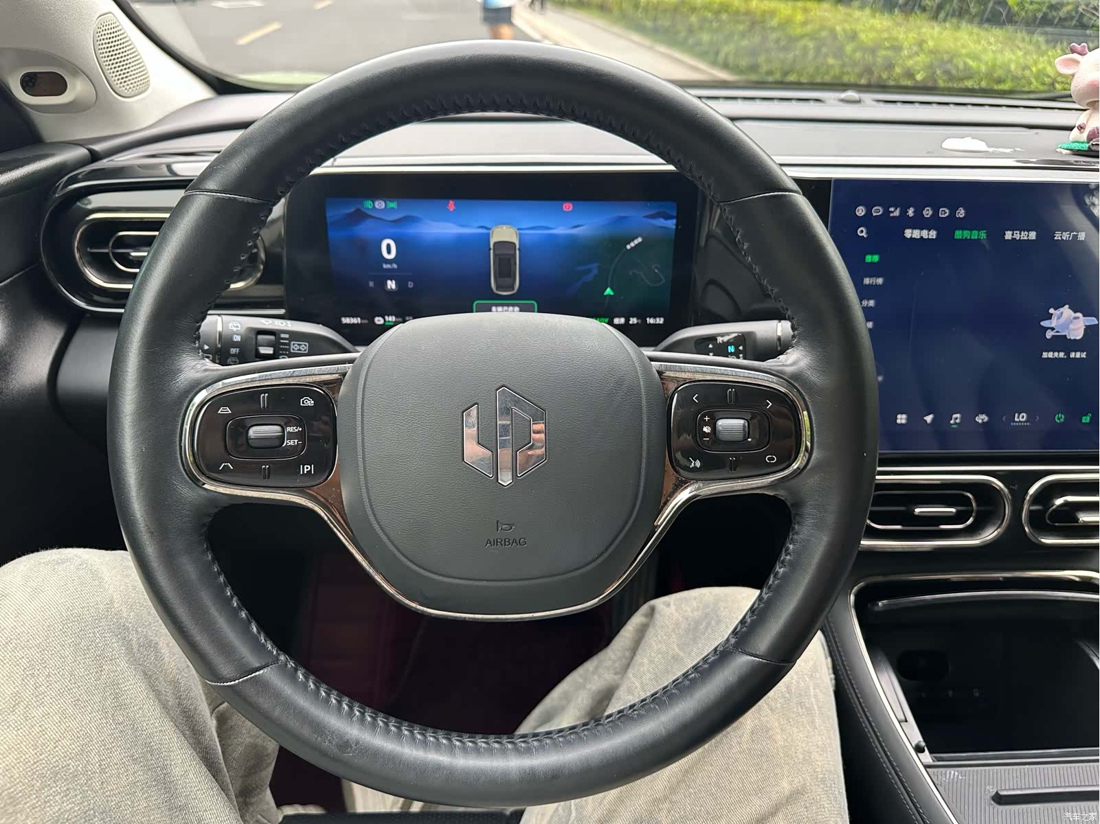 Leapmotor C11, 2022 12