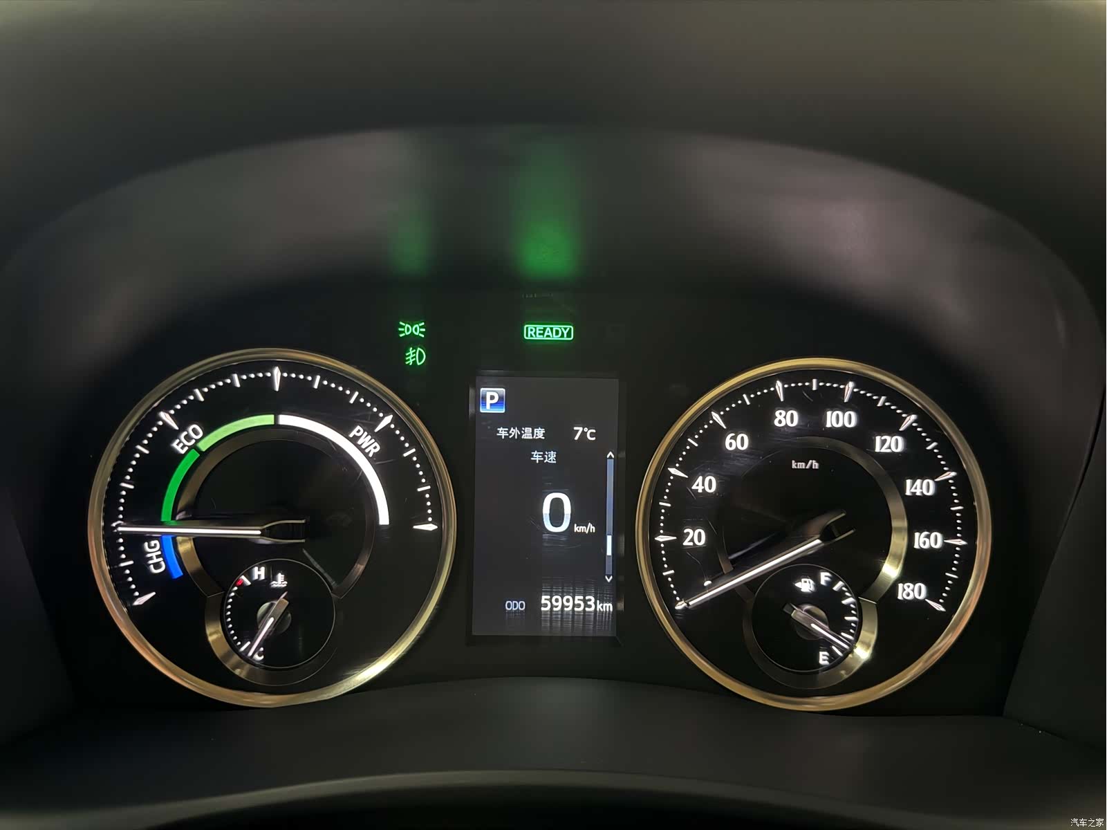Toyota Vellfire, 2022 24