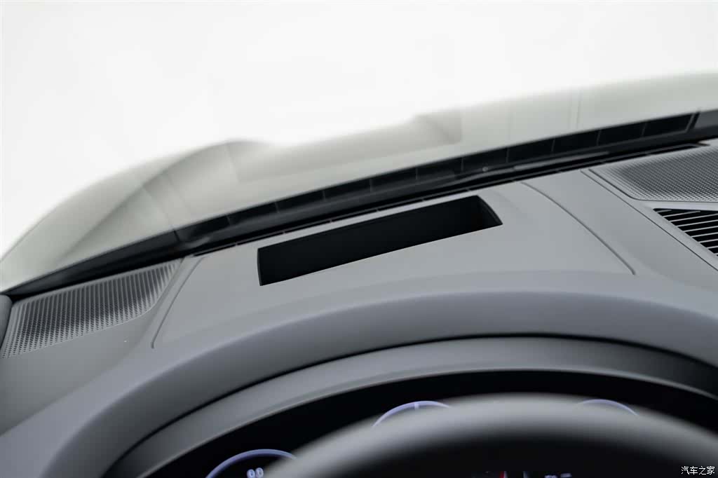 Porsche Cayenne, 2026 21
