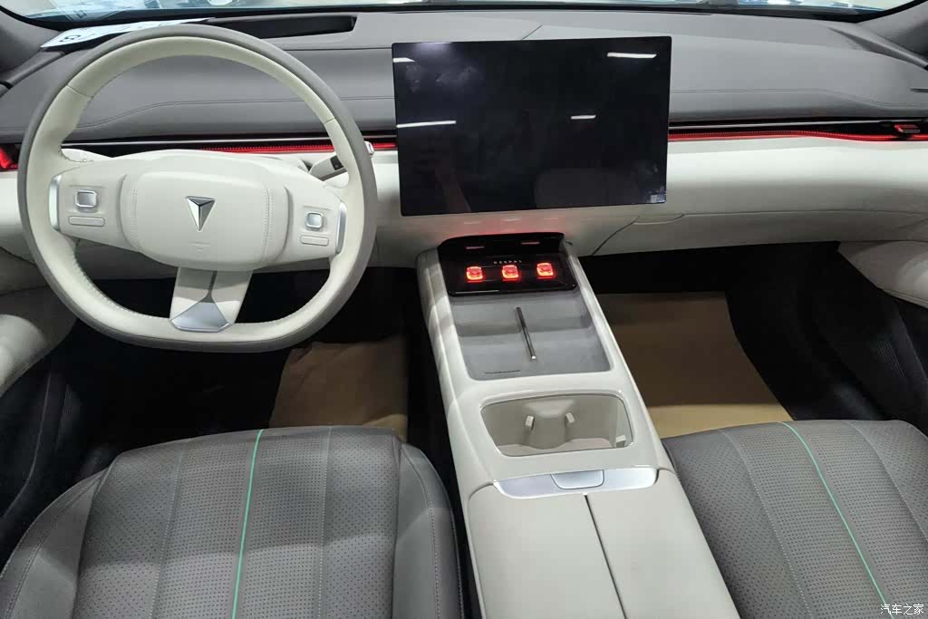 Deepal L07, 2024 12
