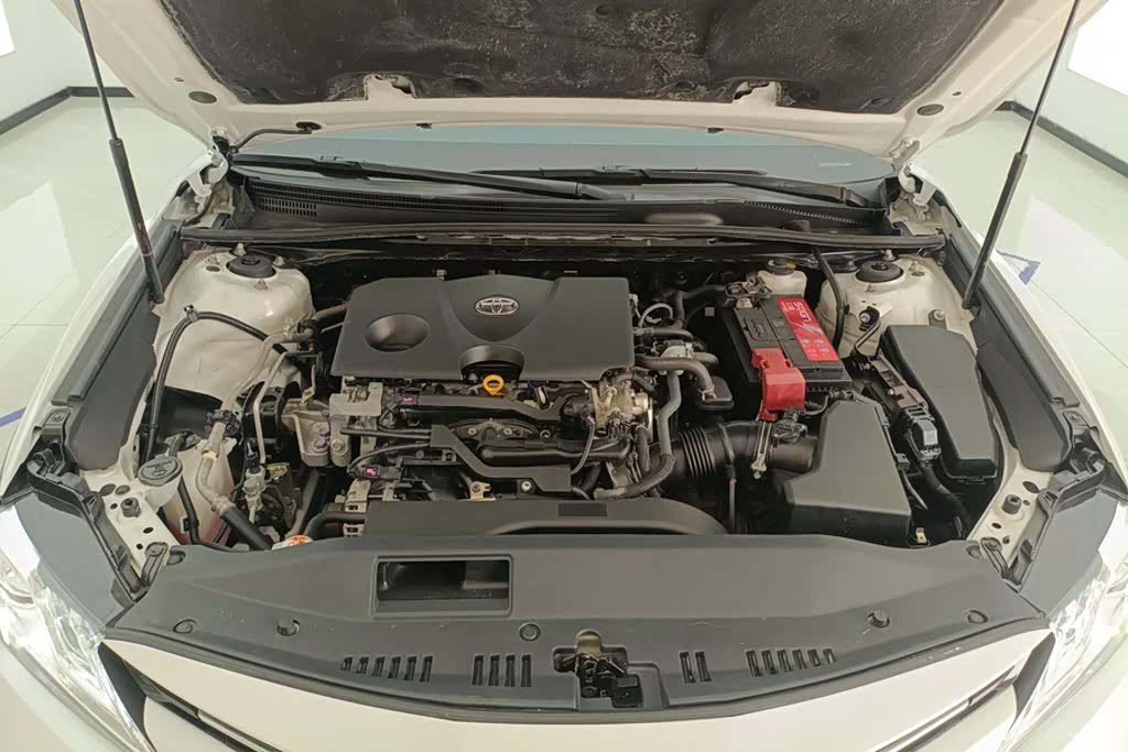 Toyota Camry, 2020 10