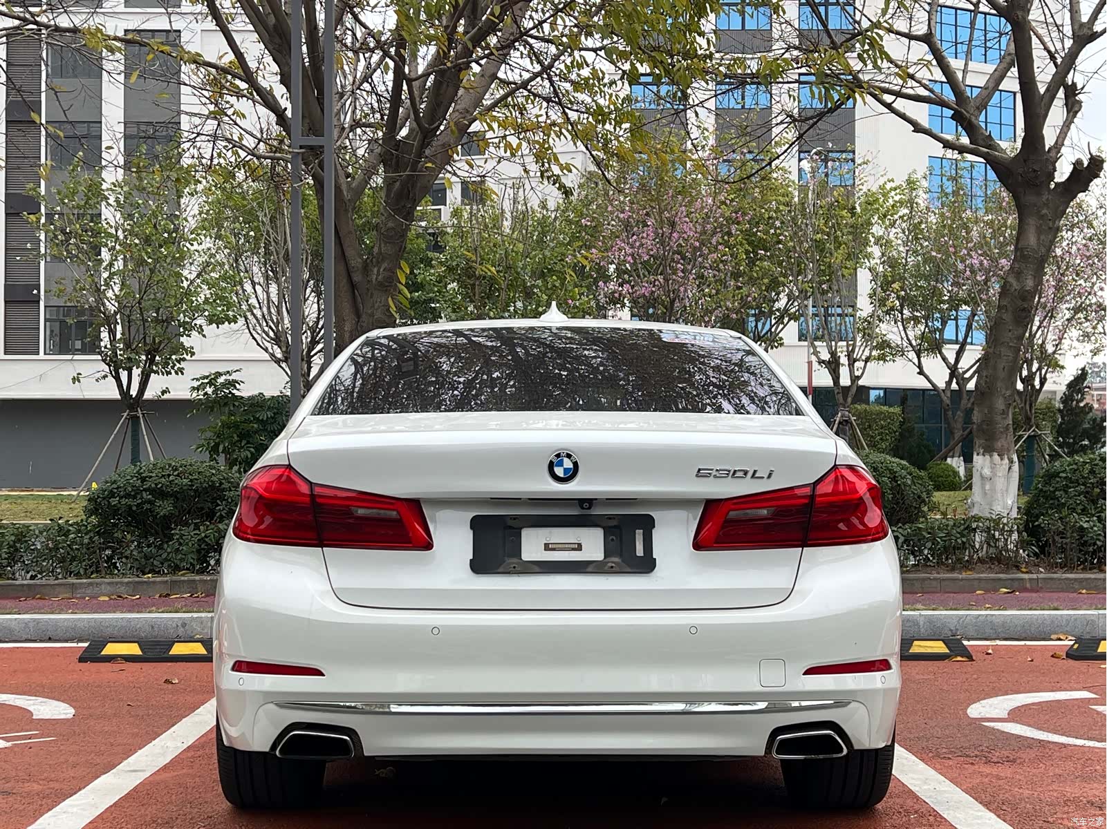 BMW 5 Series, 2017 8