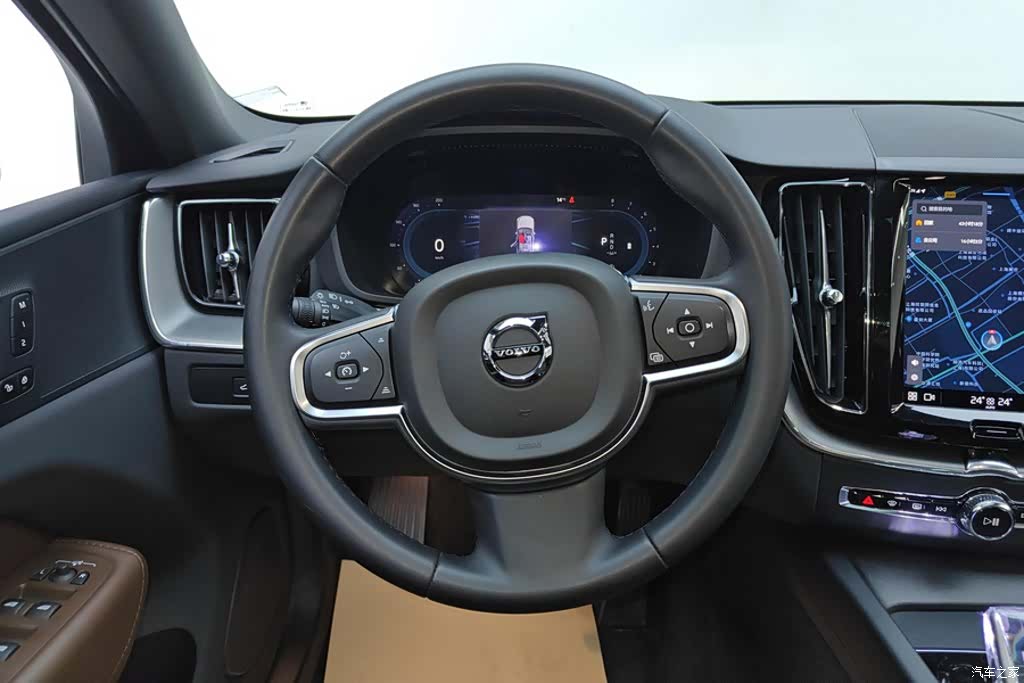 Volvo XC60, 2024 15