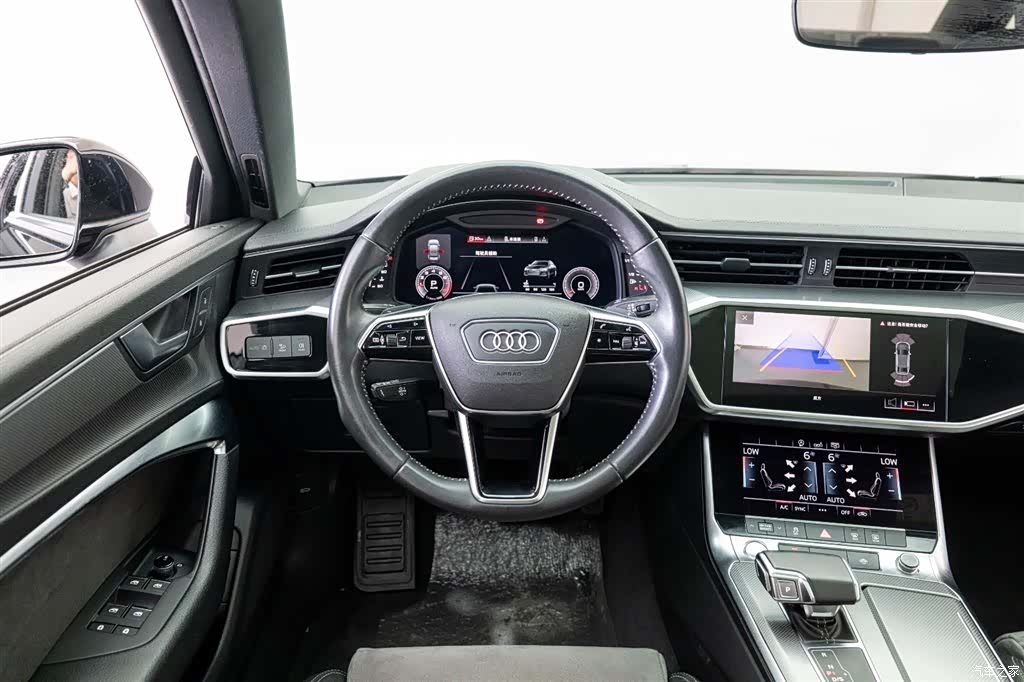 Audi A6L, 2019 11