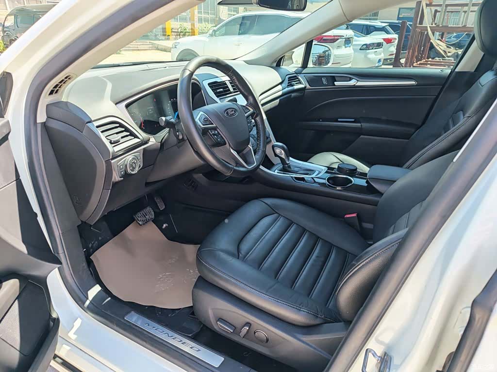 Ford Mondeo, 2015 14