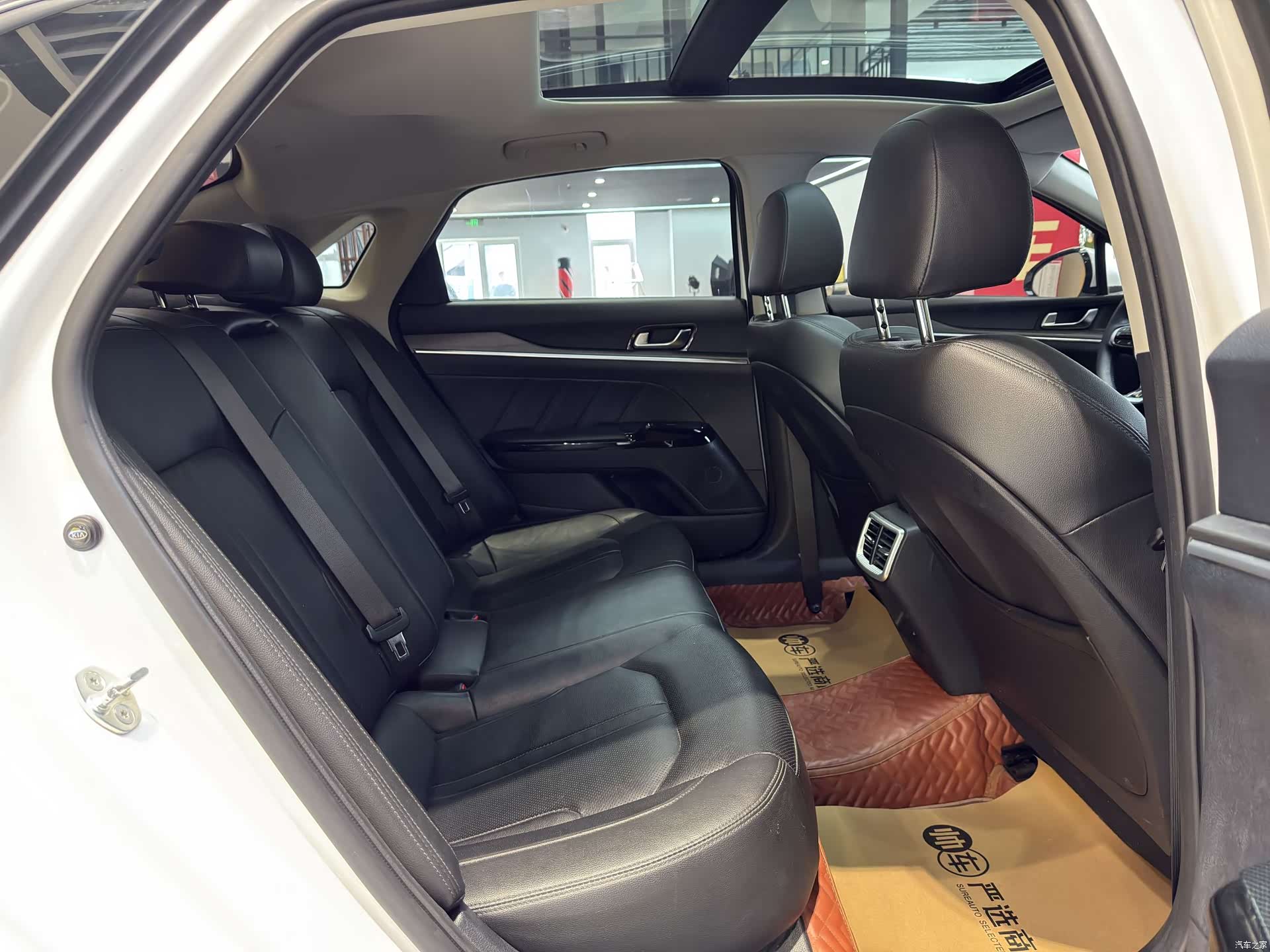 Kia K5, 2023 8