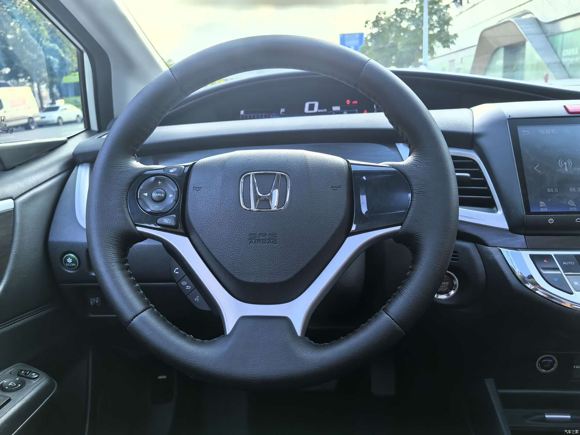 Honda Jade, 2016 15