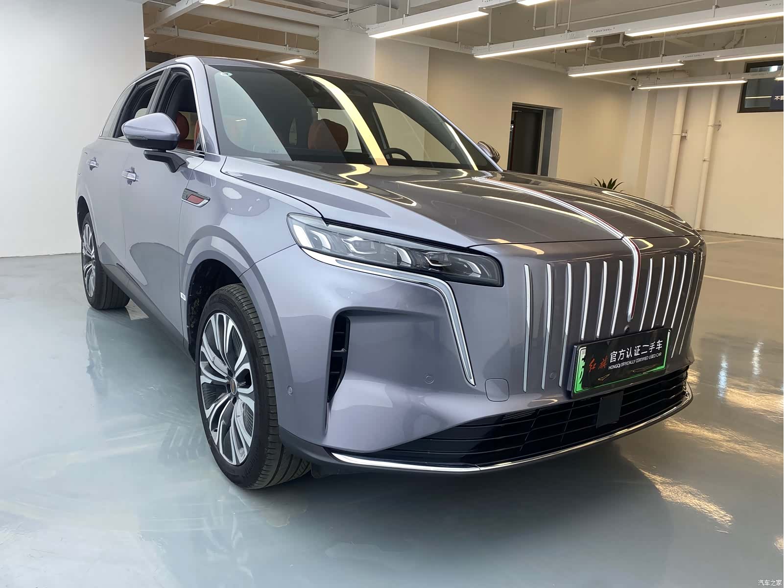 Hongqi HS6, 2025 3