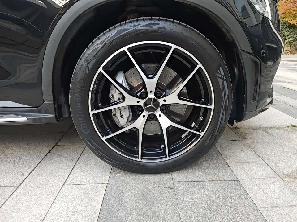 Mercedes-Benz GLC AMG