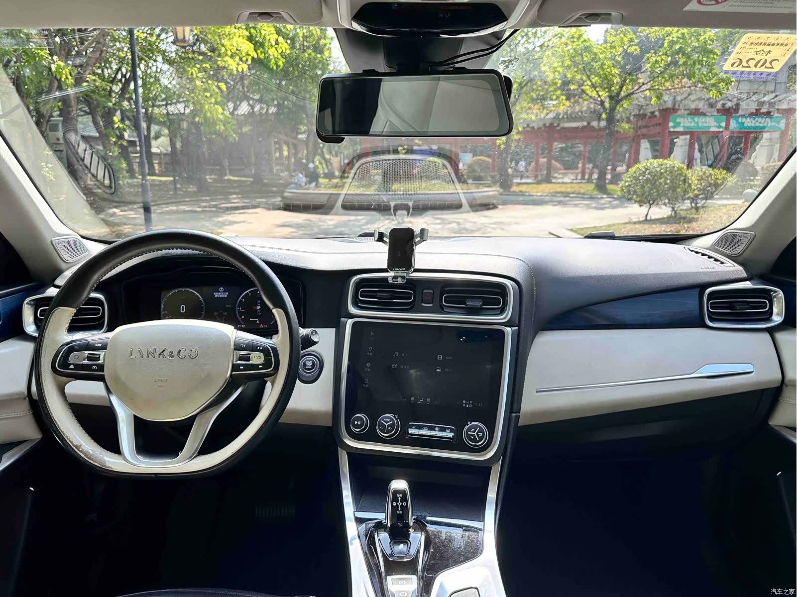 Lynk & Co 01, 2018 все фото