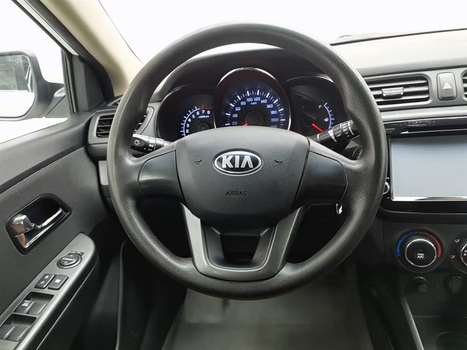 Kia K2