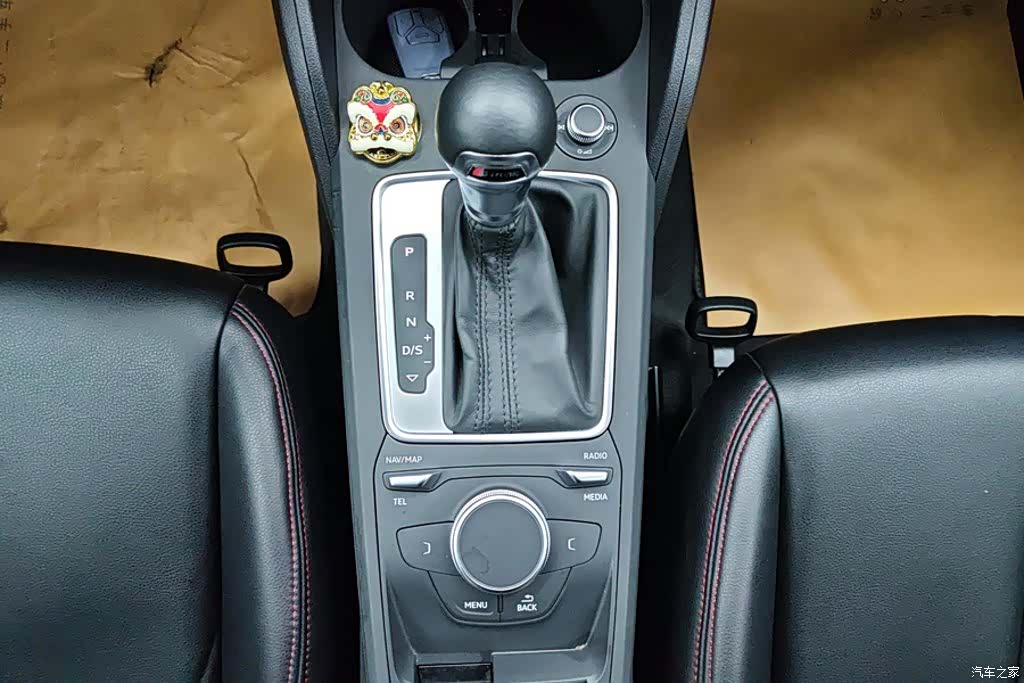 Audi Q2L, 2021 16