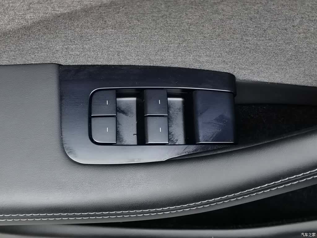 Tesla Model 3, 2024 9
