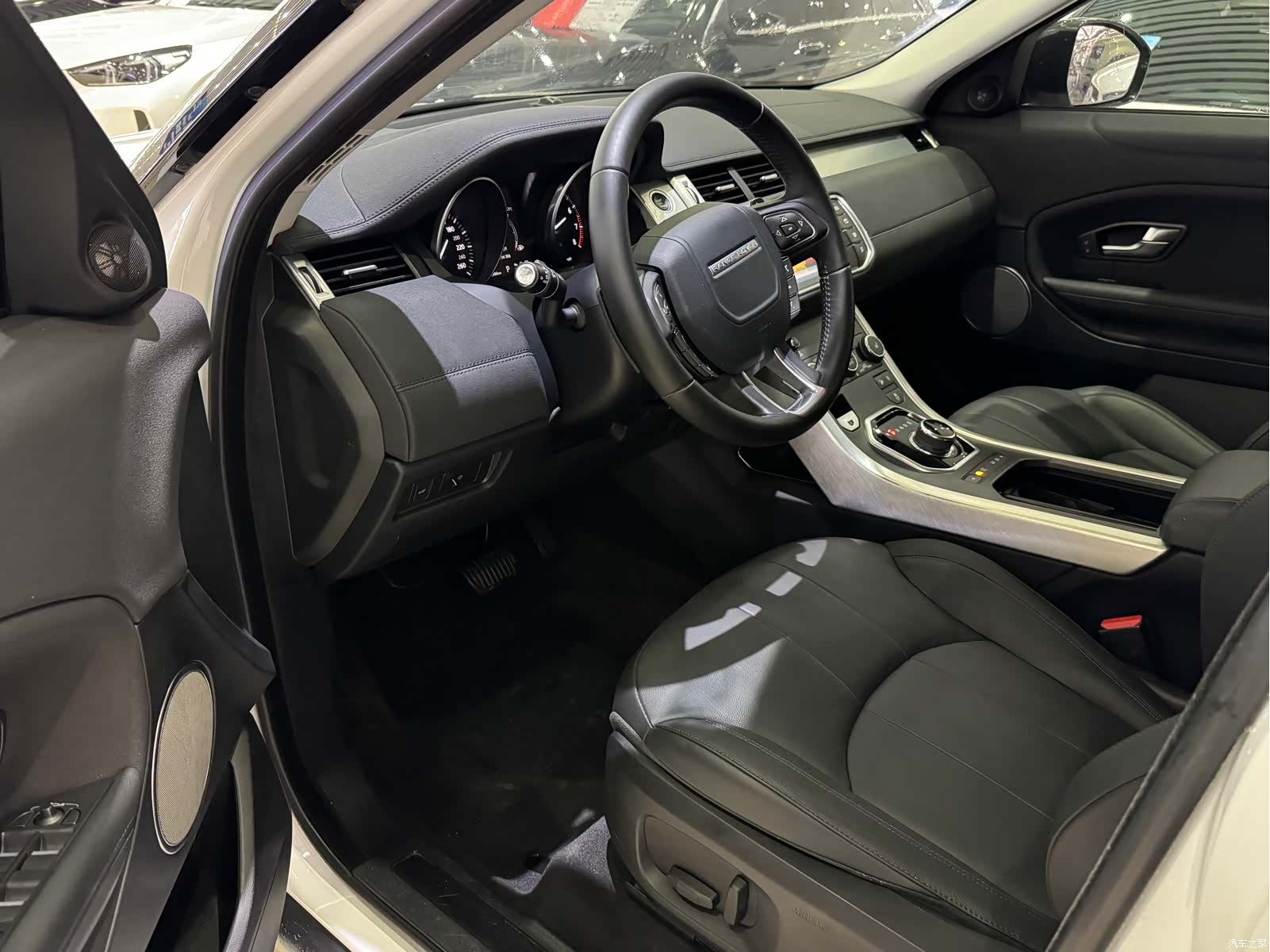 Land Rover Range Rover, 2019 3