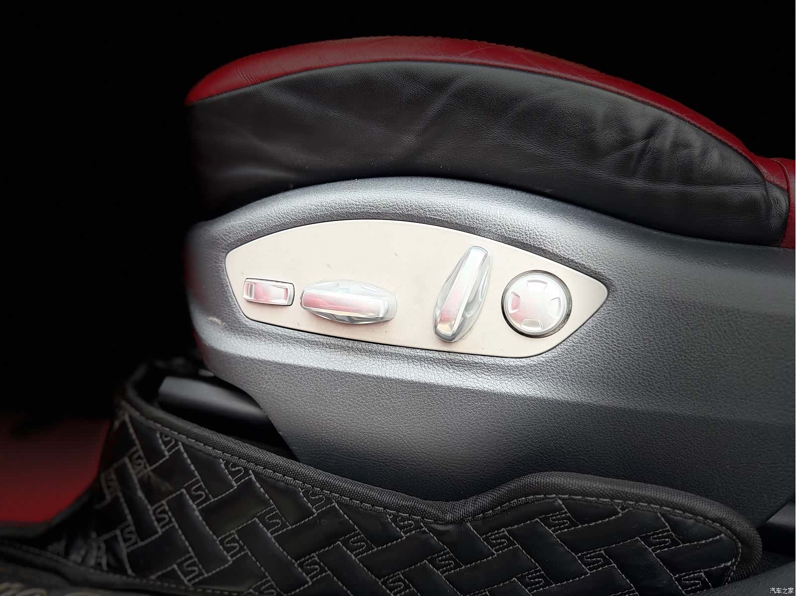 Porsche Cayenne, 2015 10