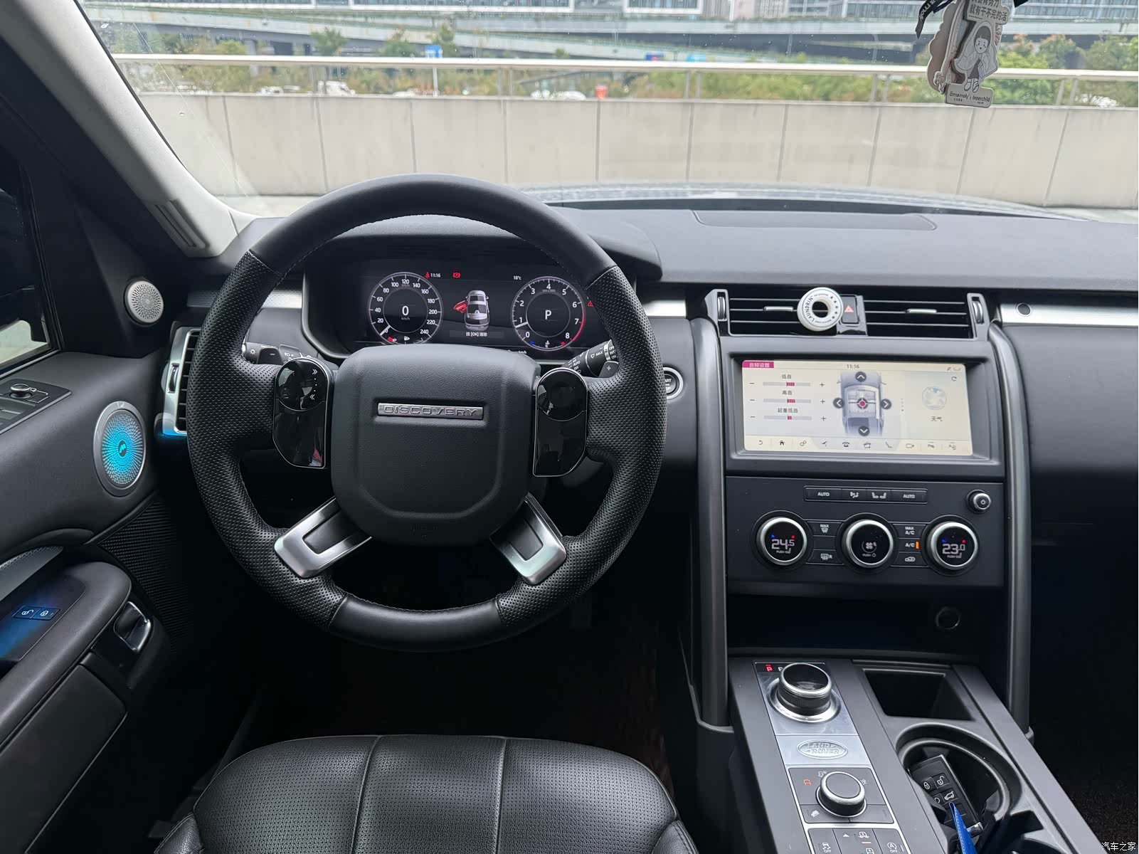 Land Rover Discovery, 2021 4