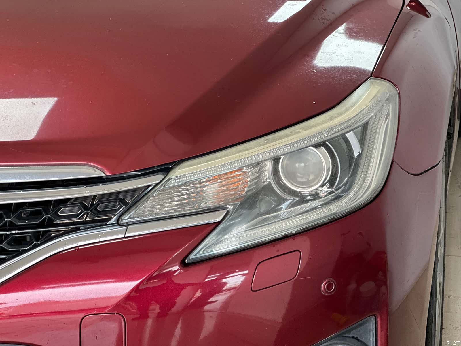 Toyota 2.5V, 2015 4