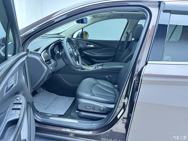 Buick Envision Plus, 2020 7