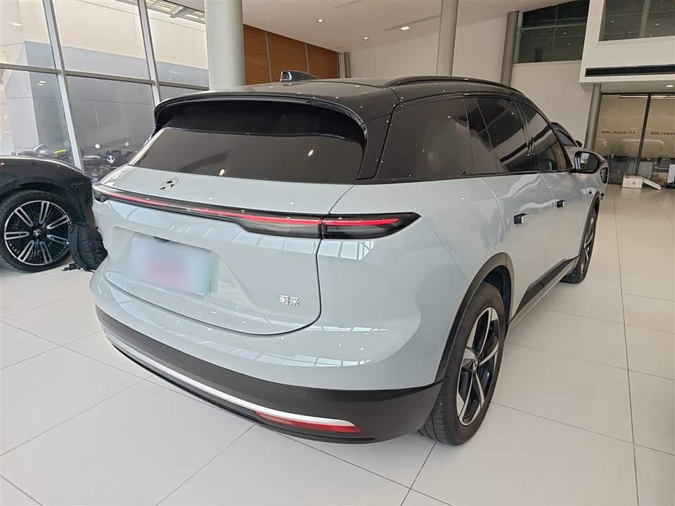 NIO ES6