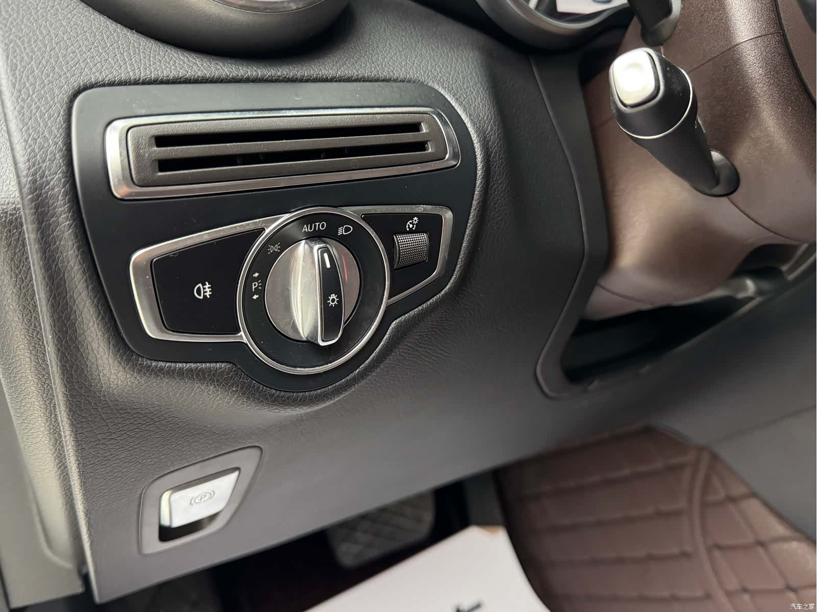 Mercedes-Benz GLC, 2019 7