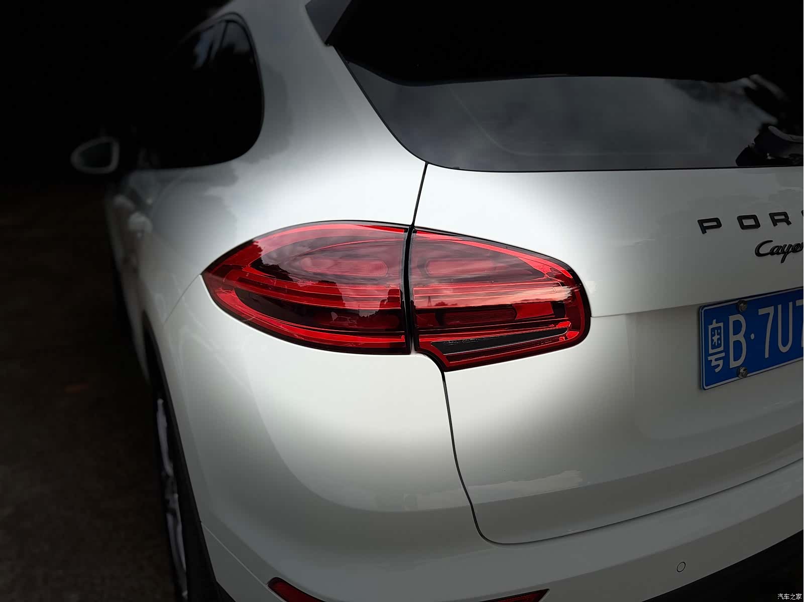 Porsche Cayenne, 2015 13