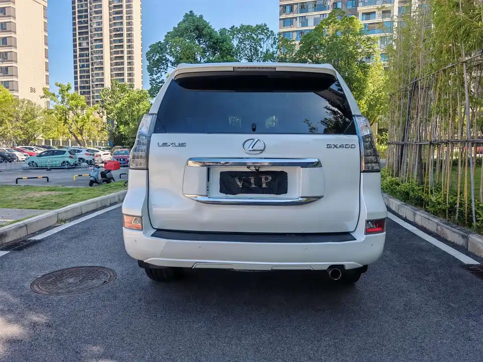 Lexus GX
