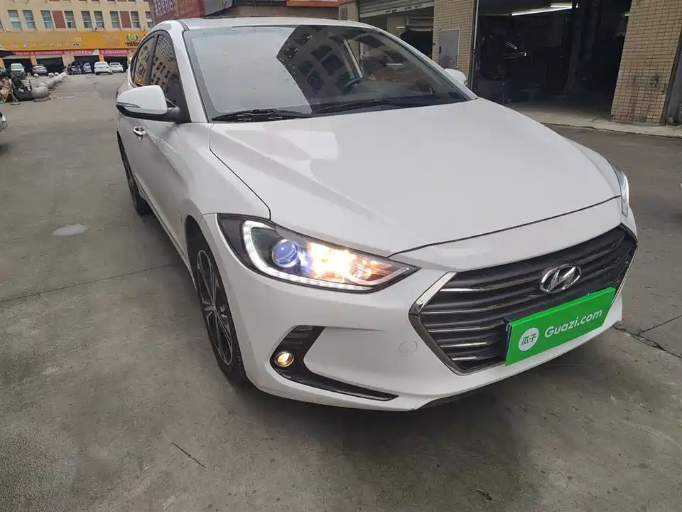 Hyundai Lead