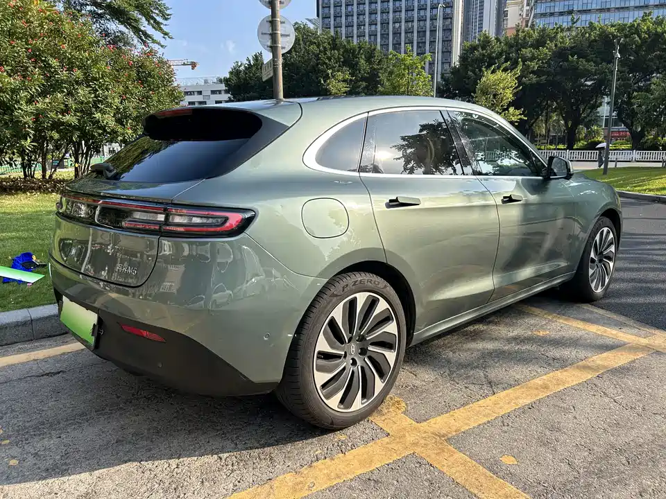 AITO Ask the world M5