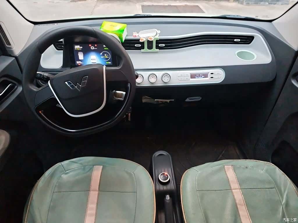Wuling MINIEV, 2022 6