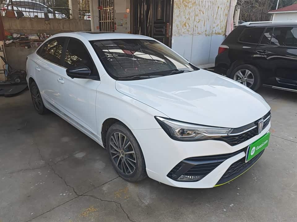Roewe i5